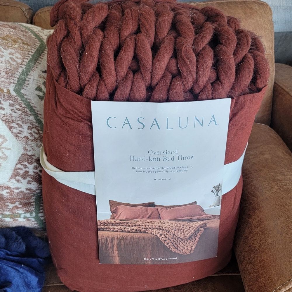 Casa luna chunky knit oversized throw